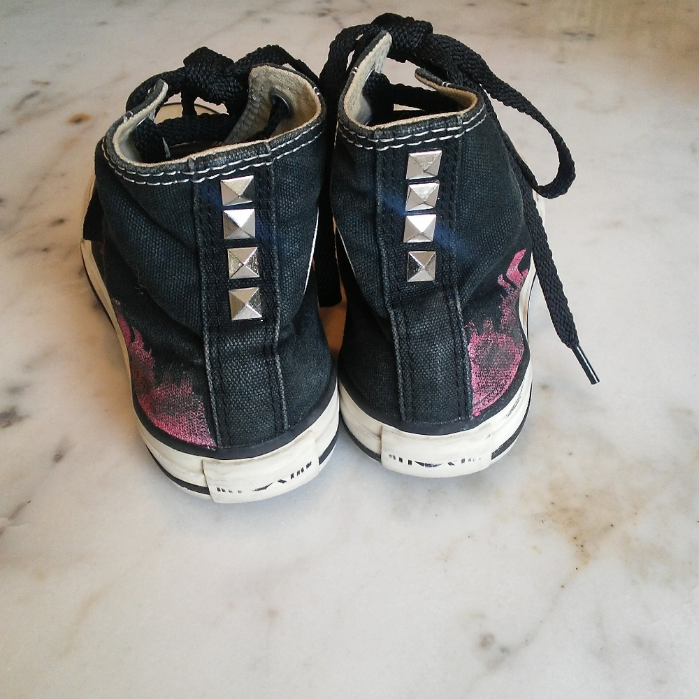 Converse High Tops - Picture 5 of 7